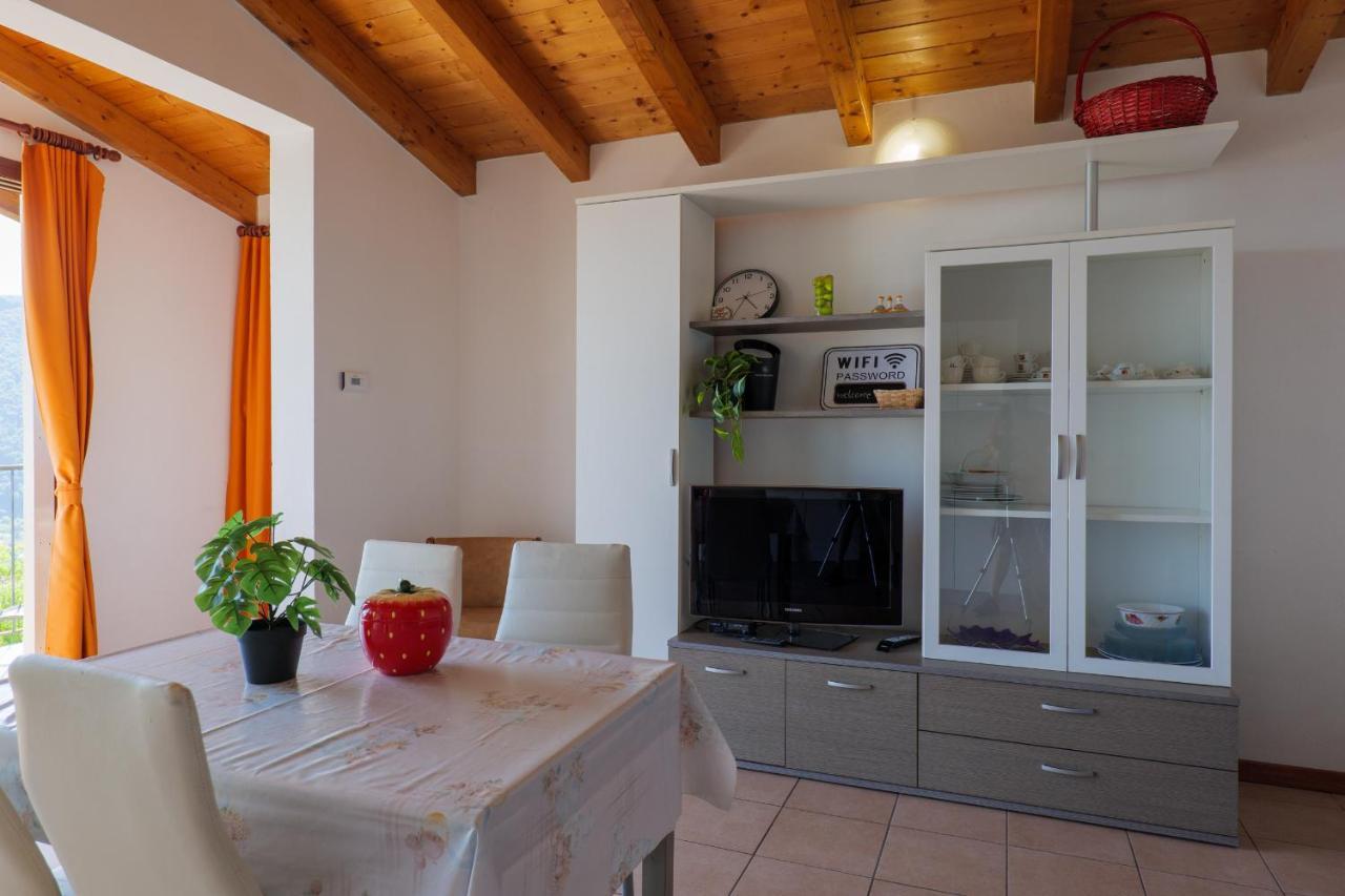 Ferienwohnung Panoramic'S Loft Tramonto Verbania Exterior foto